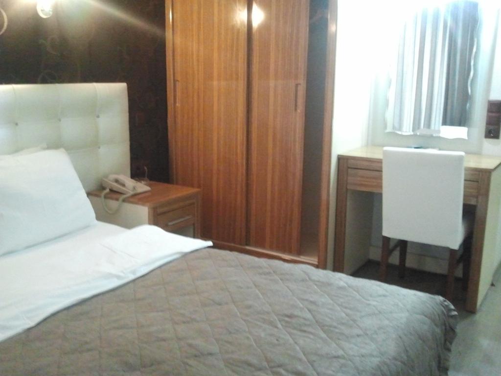 Hotel Kocaman İzmir Phòng bức ảnh