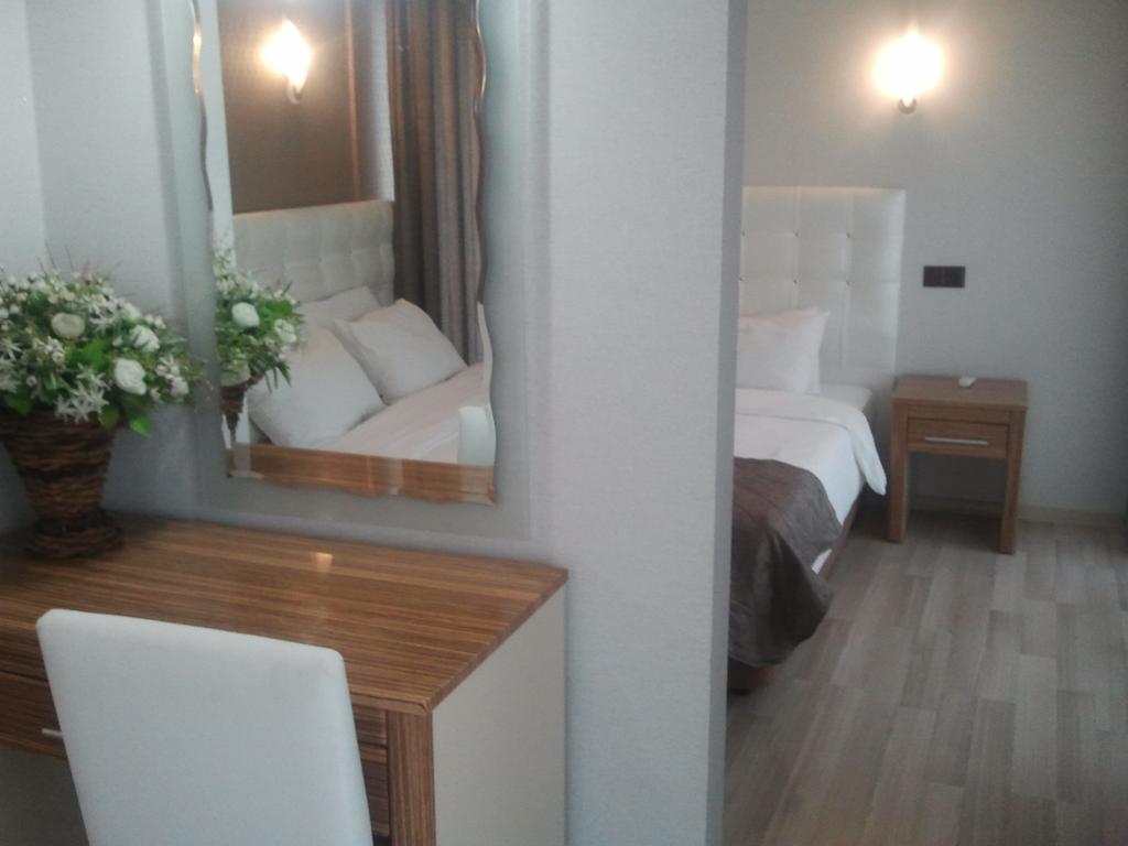 Hotel Kocaman İzmir Phòng bức ảnh