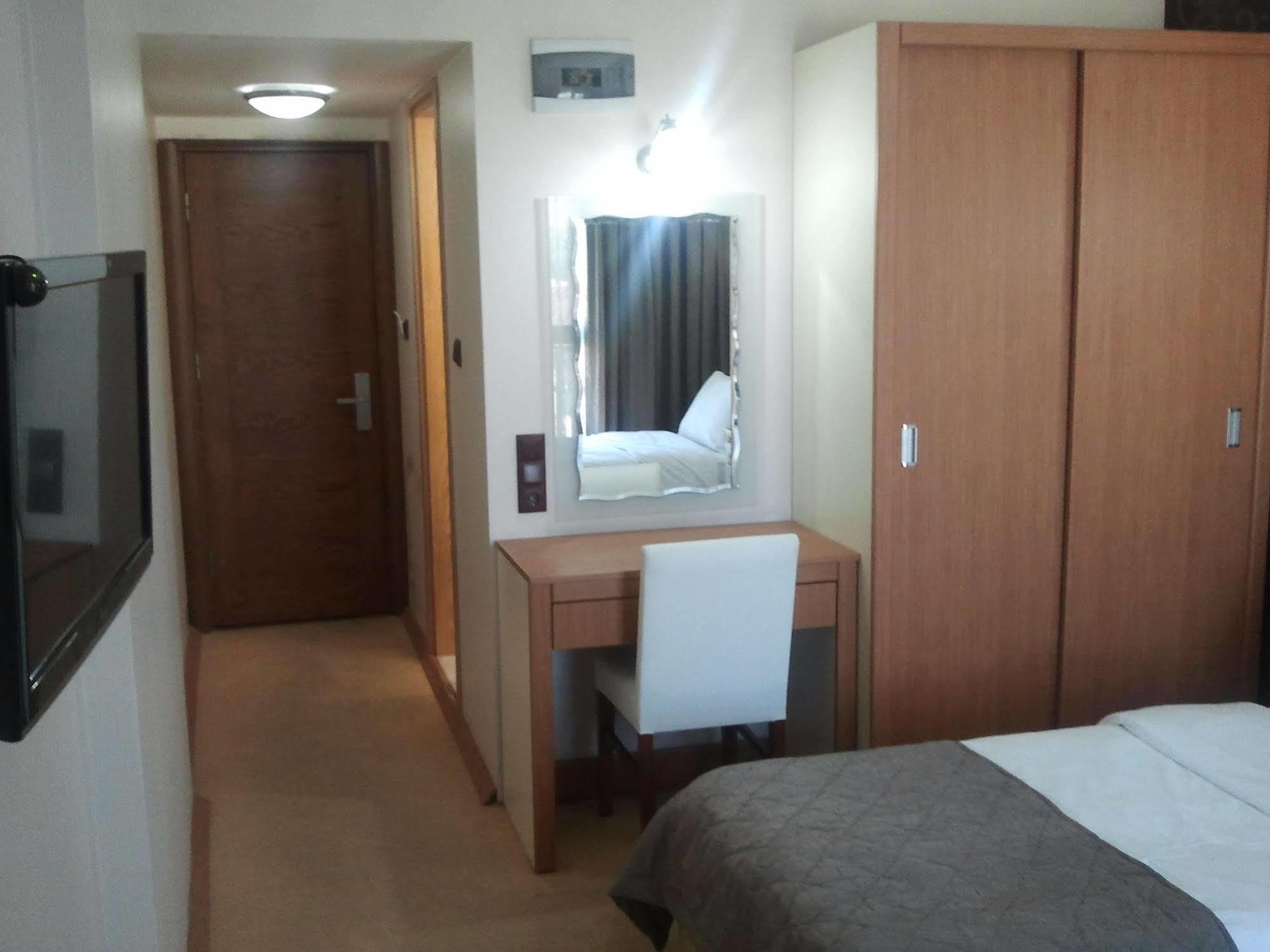 Hotel Kocaman İzmir Ngoại thất bức ảnh