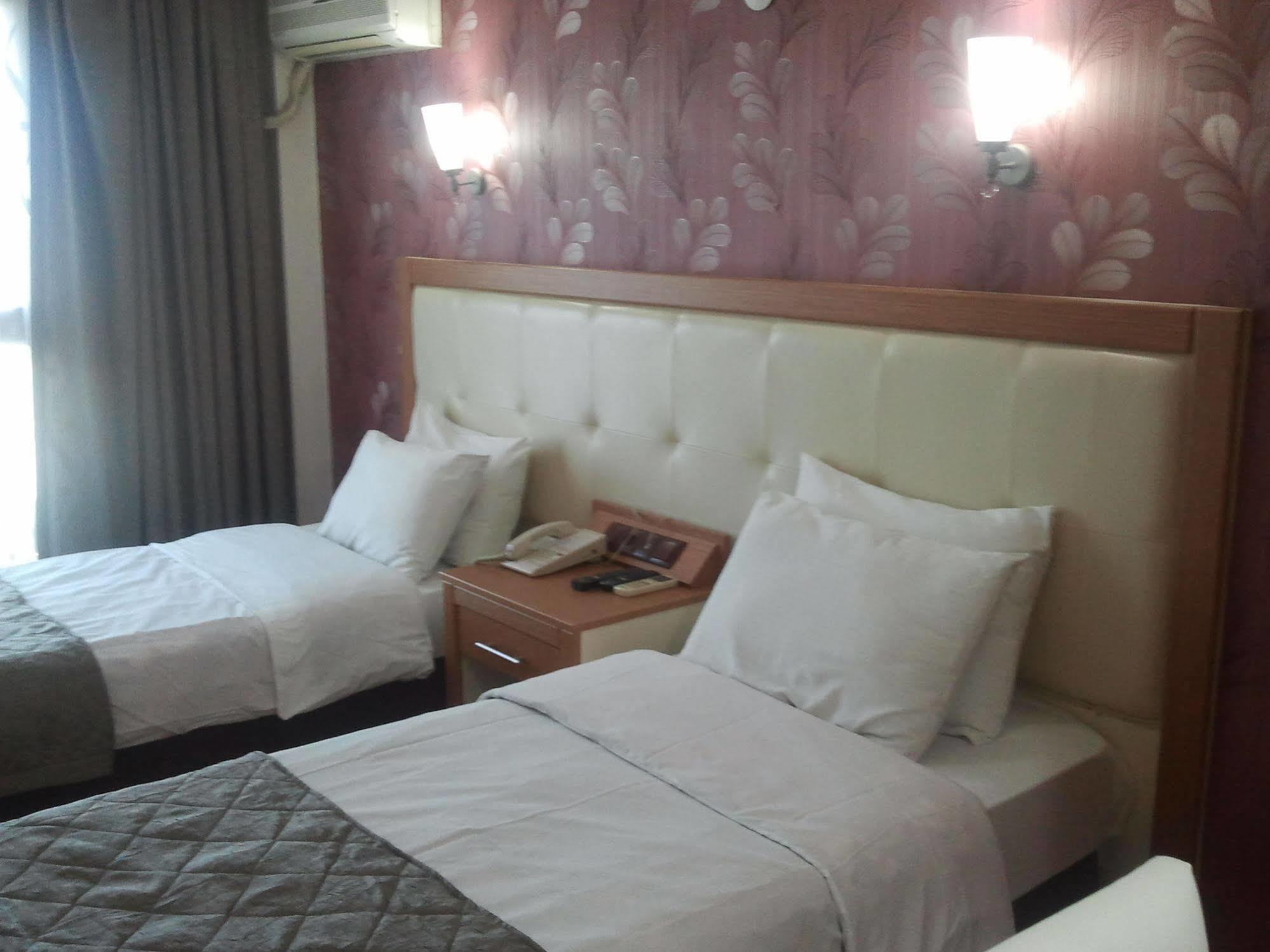 Hotel Kocaman İzmir Ngoại thất bức ảnh