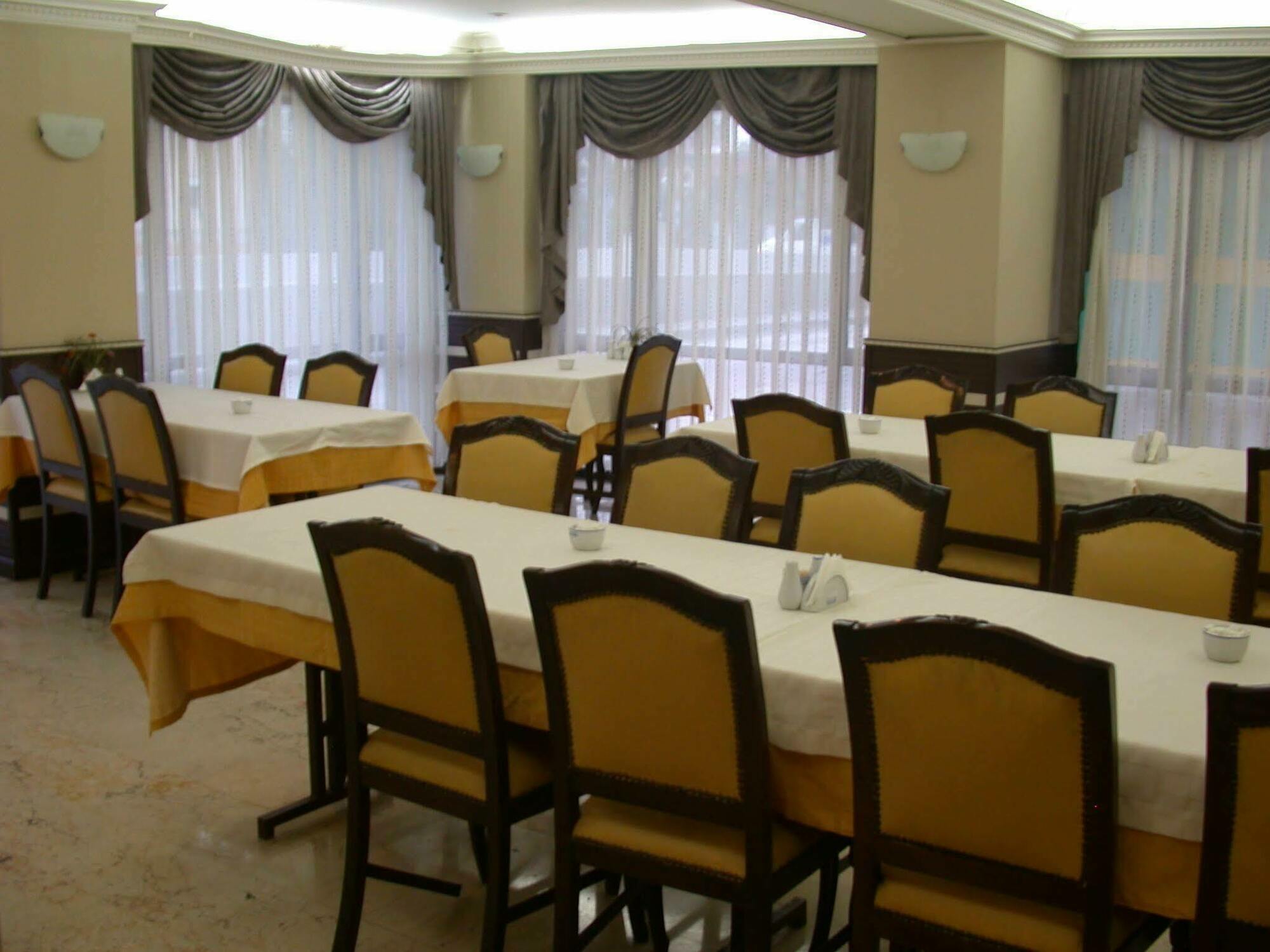 Hotel Kocaman İzmir Ngoại thất bức ảnh