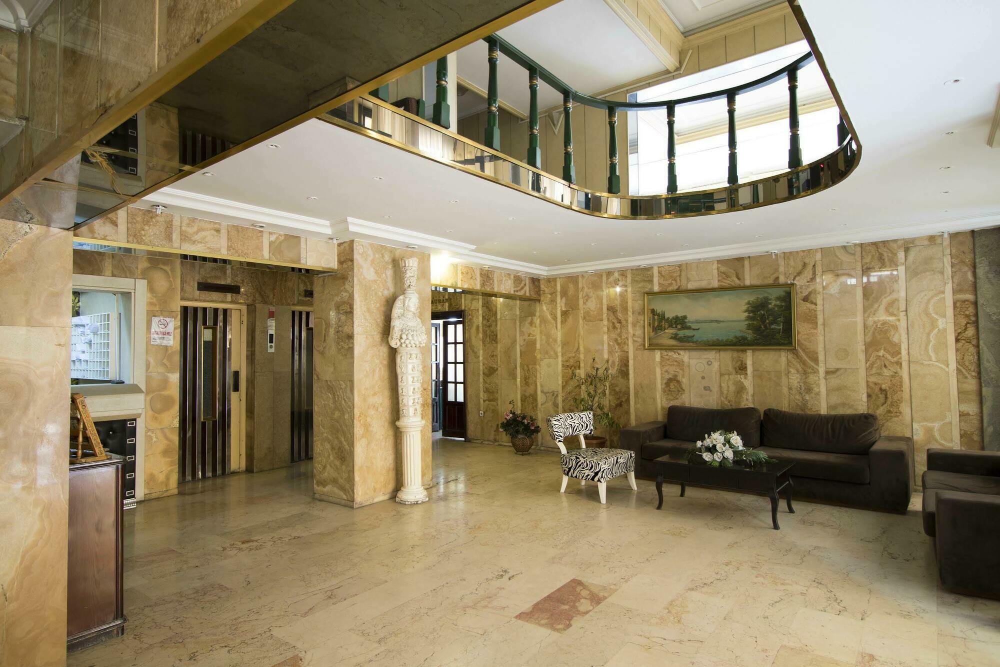 Hotel Kocaman İzmir Ngoại thất bức ảnh