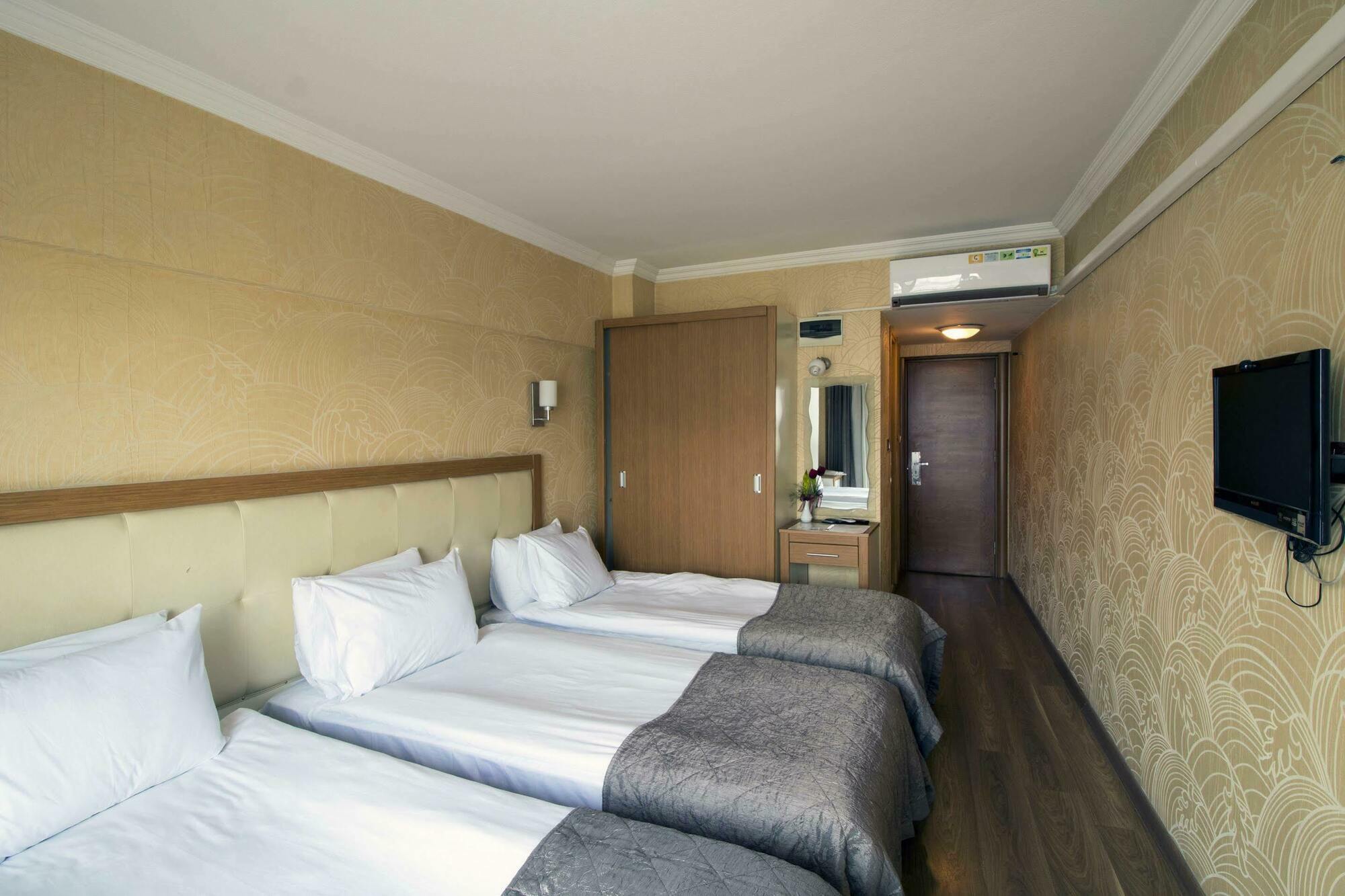Hotel Kocaman İzmir Ngoại thất bức ảnh